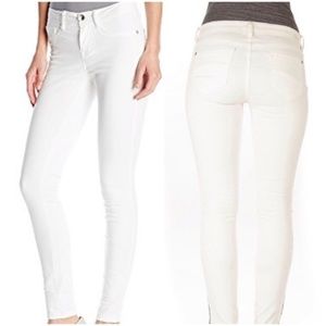 Kenzie white ankle biter skinny jeans size 26